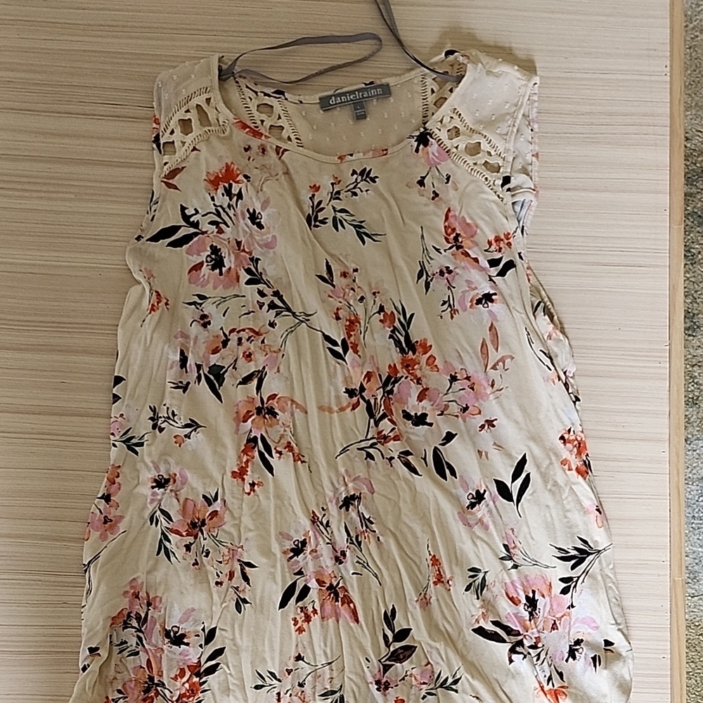 Daniel Rainn Cream Floral Lace-Trim Tank with Pink & Coral Blooms